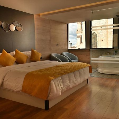 Hotel Vaway Cuenca Bagian luar foto