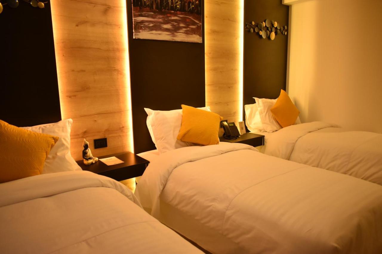 Hotel Vaway Cuenca Bagian luar foto