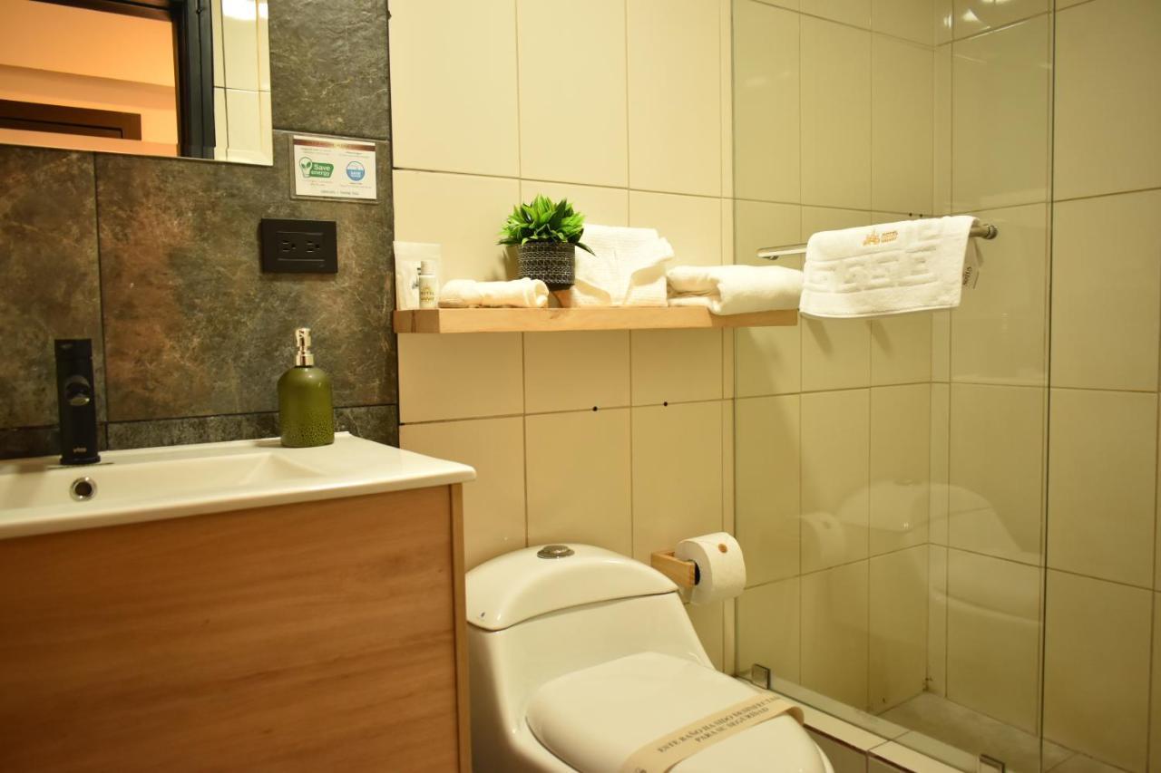 Hotel Vaway Cuenca Bagian luar foto