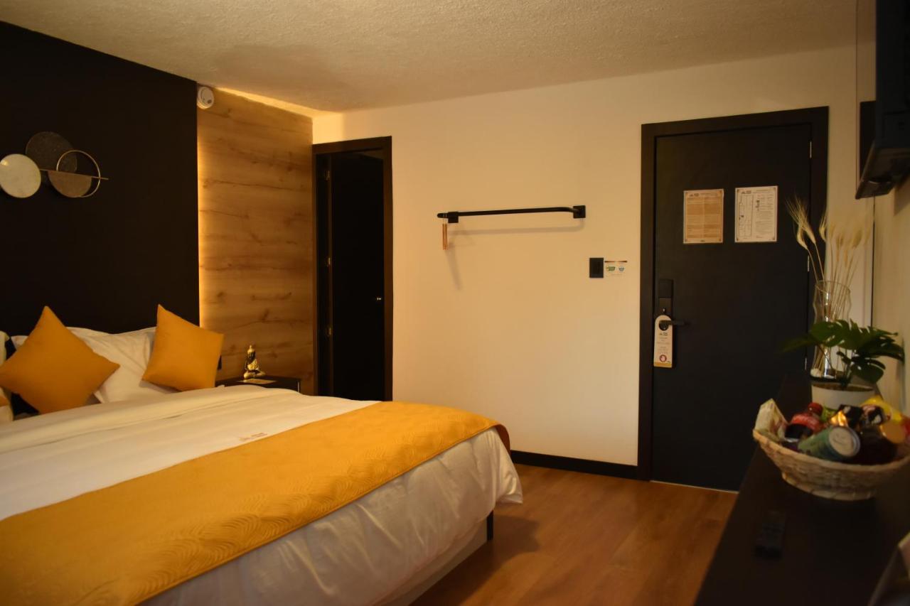 Hotel Vaway Cuenca Bagian luar foto