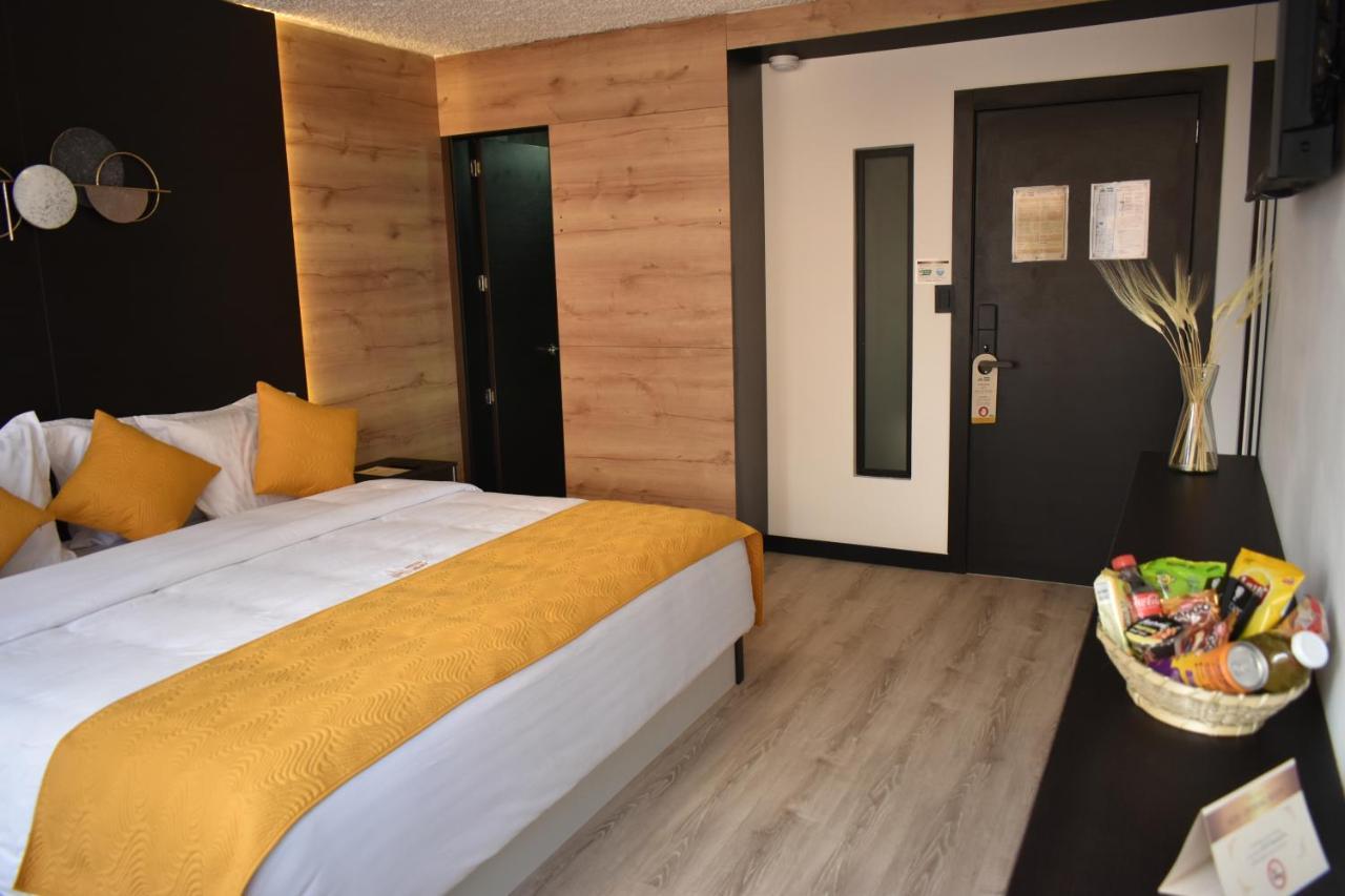 Hotel Vaway Cuenca Bagian luar foto