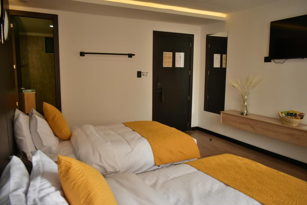 Hotel Vaway Cuenca Bagian luar foto