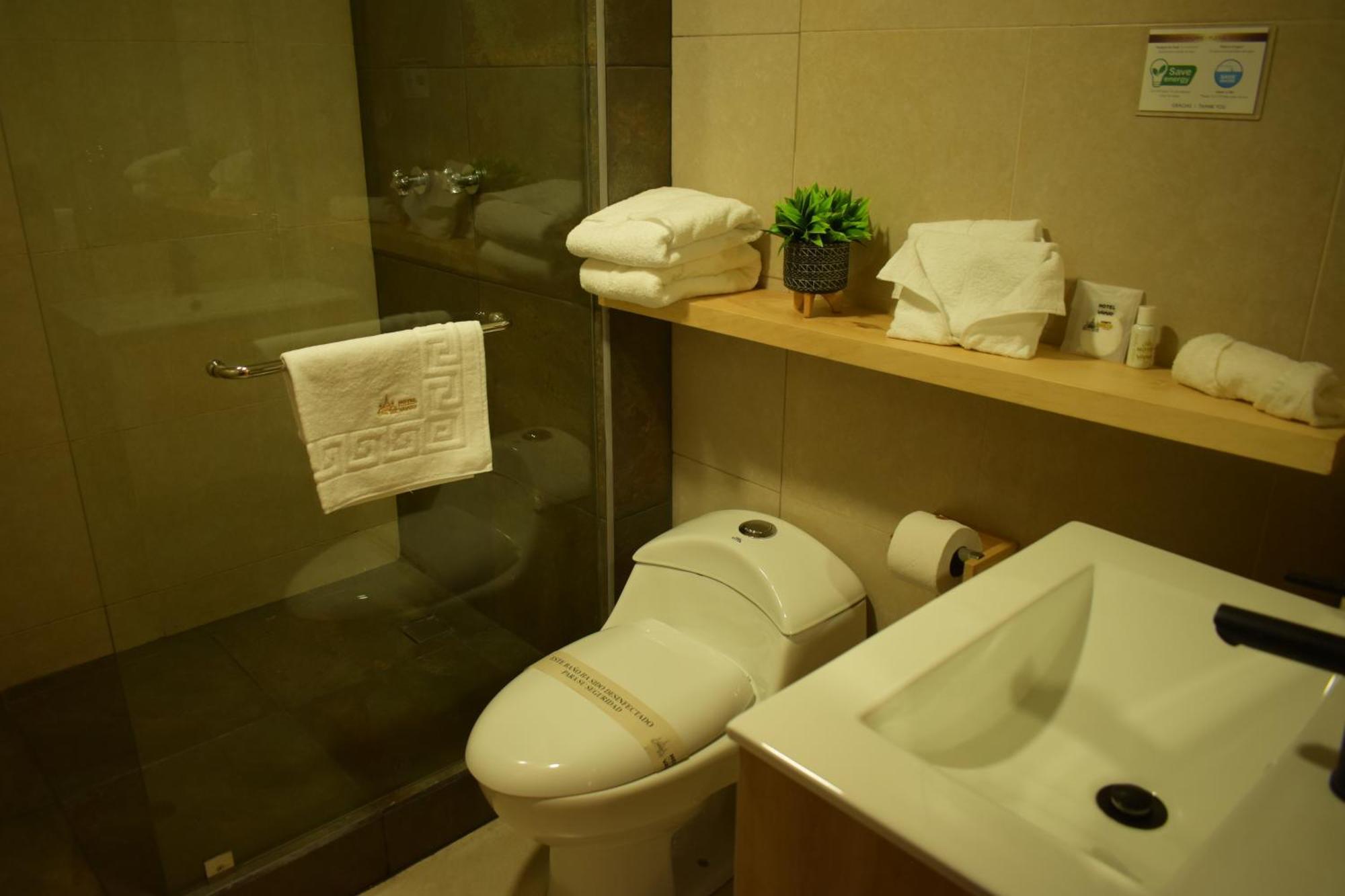 Hotel Vaway Cuenca Bagian luar foto